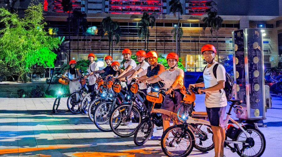 Recorrido en bicicleta eléctrica por las luces: una forma activa y diferente de vivir la Navidad